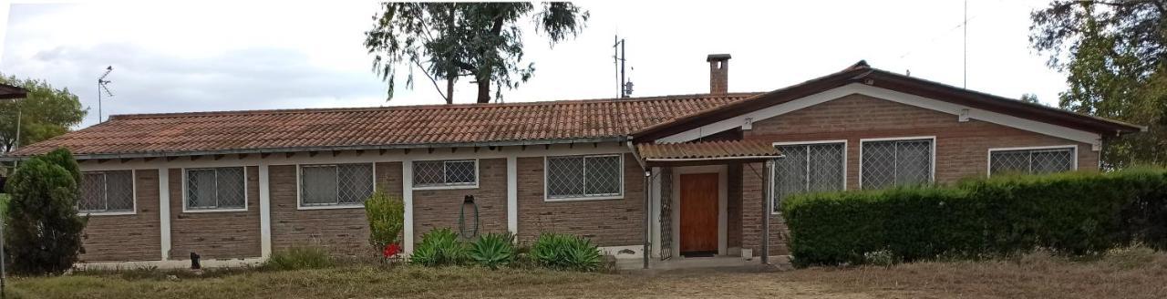 Quito Eco Lodge Airport - B&B Tababela Eksteriør bilde